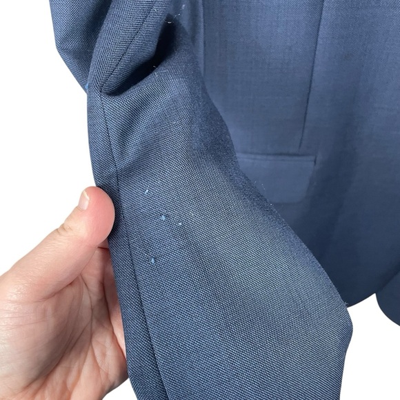 Tommy Hilfiger Men’s 100% Worsted Wool Suit Jacket in Navy Size 42 - Picture 8 of 11